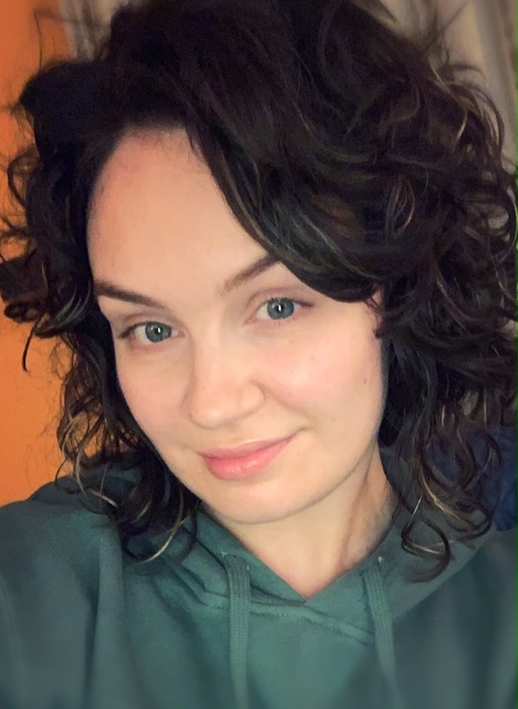 Nicole Estrada, MSW/LSW